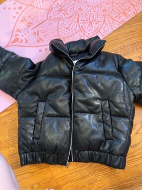 Abercrombie & Fitch Black Puffer Jacket